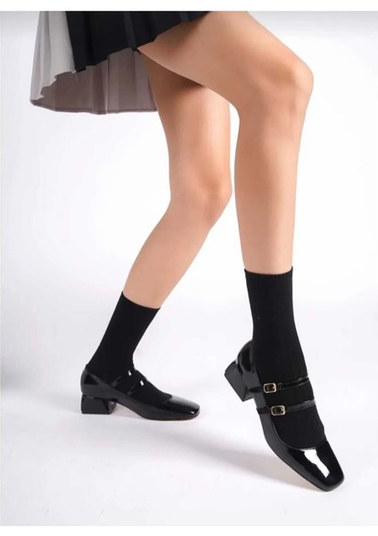 Killa Marjinal Küt Burunlu Bantlı Blok Kadın Topuklu Ayakkabı - Siyah Rugan - 38 fırsatları