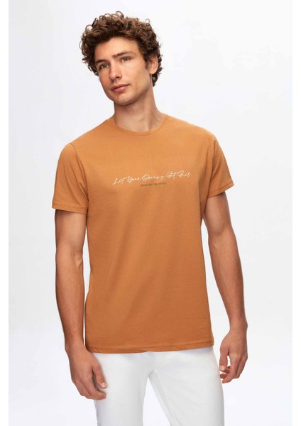 Regular Fit Camel Baskılı %100 Pamuk T-Shirt 2HC1454030180