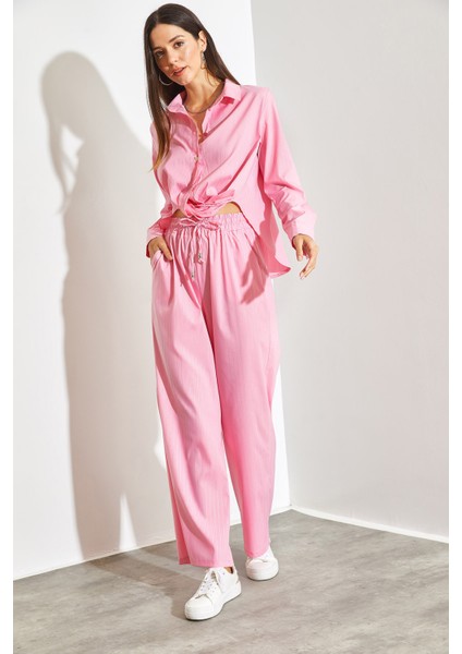 Kadın Önü Bağlamalı Parlak Çizgili Pantolon fiyatları