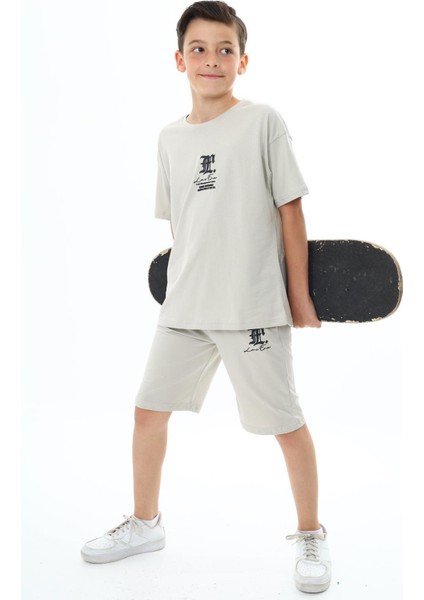 Erkek Çocuk Baskılı Kısa Kollu Şortlu Takım