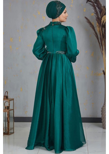 Yağmur Tesettür Abiye Zümrüt modelleri