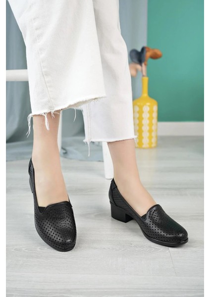 Kadın Siyah Hakiki Deri Topuklu Ortopedik Ayakkabı fiyatları