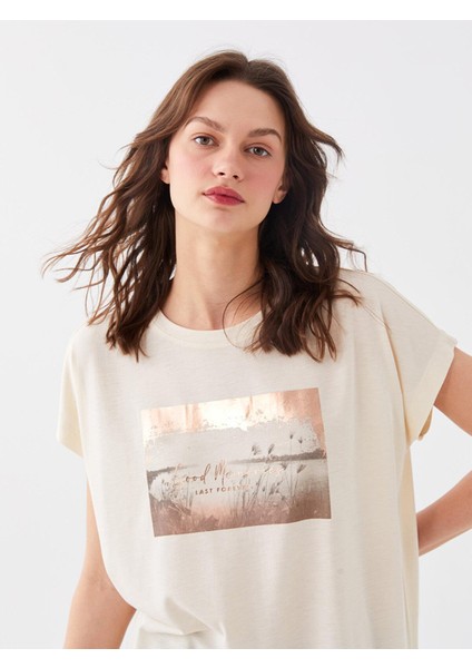 Lcw Vision Bisiklet Yaka Baskılı Kısa Kollu Oversize Kadın Tişört