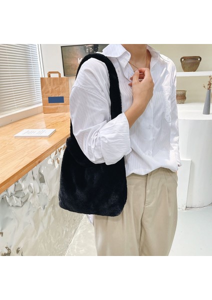 Siyah Kalp Stili Kadınlar Aşk Kalp Omuz Çantaları Moda Peluş Kış Tüm Maç Çantaları Açık Sevimli Çanta Omuz Koltukaltı Çantaları (Yurt Dışından)