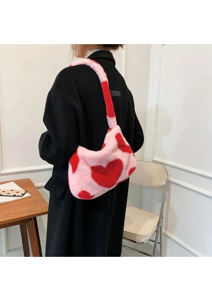 Yeşil Stil 28X18X6CM 2021 Kadın Tasarımcı Aşk Kalp Baskı Omuz Çantaları Kış Yumuşak Peluş Crossbody Kadın Sıcak Kabarık Koltukaltı Çantaları Küçük Seyahat Çantası (Yurt Dışından) modelleri