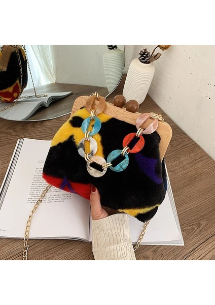 Resim Üç Tarzı Ahşap Klip Sonbahar ve Kış Peluş Çanta Woma Yeni Tasarımcı Kore Akrilik Zincir Omuz Crossbody Çanta Debriyaj Kadın (Yurt Dışından) fiyatları
