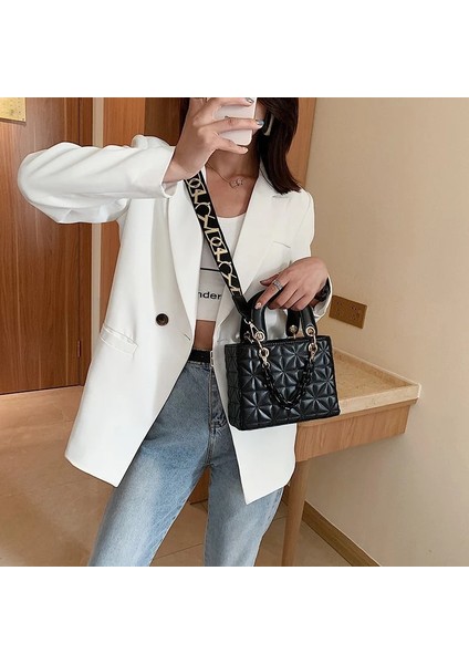 2 Pembe Stil L Beden Wome Için Lüks Tasarım Bez Çantalar Yeni Moda Çantalar Bayan Omuz Çantaları Trend Lingge Zinciri Crossbody Çanta ve Çanta (Yurt Dışından) indirimleri