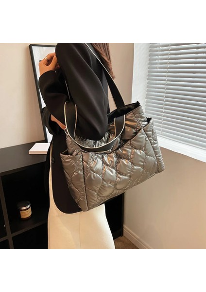 Taş Tarzı Moda Büyük Tote Yastıklı Çanta Tasarımcısı Kapitone Kadın Omuz Çantaları Lüks Naylon Uzay Pamuk Crossbody Çanta Kış Çanta (Yurt Dışından) modelleri