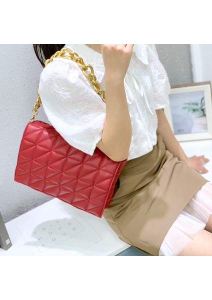 Patlıcan Tarzı Metal Zincir Vintage Zincir Kadın Çantası Yumuşak Deri Ed Omuz Çantaları Yeni Moda Tasarım Postacı Çantaları Yumuşak Flap Kadın Çanta Etiket Yok (Yurt Dışından)
