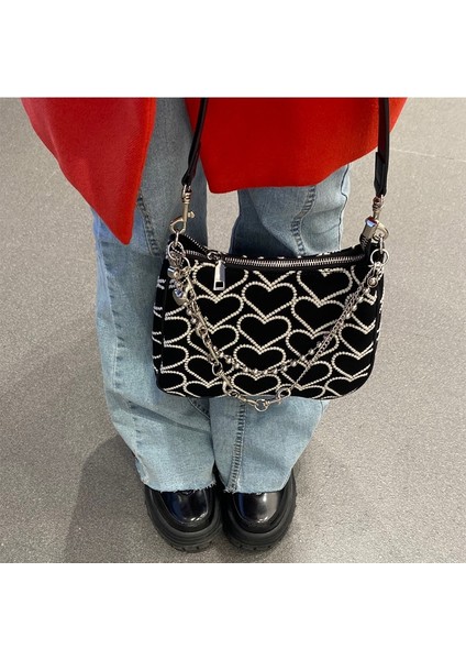 Çapraz Askılı Çanta Stili 25X18CM Retro Kadın Hobos Kanvas Omuz Çantası Nakış Kalp Desen Bayanlar Koltukaltı Çantaları Kadın Serin Kızlar Zincir Çanta Çanta (Yurt Dışından) fırsatları