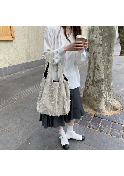 Retro Kadın Yaz Plaj Çantaları Çanta Büyük Kapasiteli Bayan Püskül Omuz Çantası Büyük Zincir Tote Rahat Kızlar Seyahat Alışveriş Çantası (Yurt Dışından) fırsatları