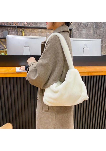 No.10 Stili 2021 Ins Moda Peluş Yumuşak Crossbody Çanta Küçük Koltukaltı Omuz Kabarık Bayan Omuz Çanta Kadın Basit Tote Kadınlar Için (Yurt Dışından) modelleri