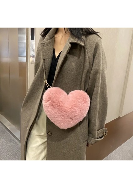Açık Pembe Tarzı 25CM x 20CM Moda Kalp Şeklinde Faux Kürk Crossbody Çanta Wome Için Yeni Cüzdan Çanta Zincir Omuz Çantası Zinciri Tatlı Bayan Kız Çanta (Yurt Dışından) indirimleri