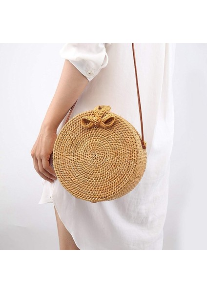 No.5 Tarzı 2020 Yeni Bali Vintage El Yapımı Crossbody Deri Çanta Yuvarlak Plaj Çantası Kızlar Daire Kamış Örgü Çanta Küçük Bohem Omuzdan Askili Çanta Kadın (Yurt Dışından) modelleri