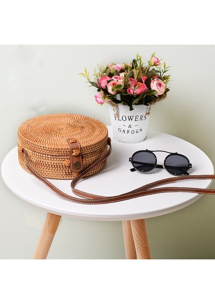 No.5 Tarzı 2020 Yeni Bali Vintage El Yapımı Crossbody Deri Çanta Yuvarlak Plaj Çantası Kızlar Daire Kamış Örgü Çanta Küçük Bohem Omuzdan Askili Çanta Kadın (Yurt Dışından) fırsatları