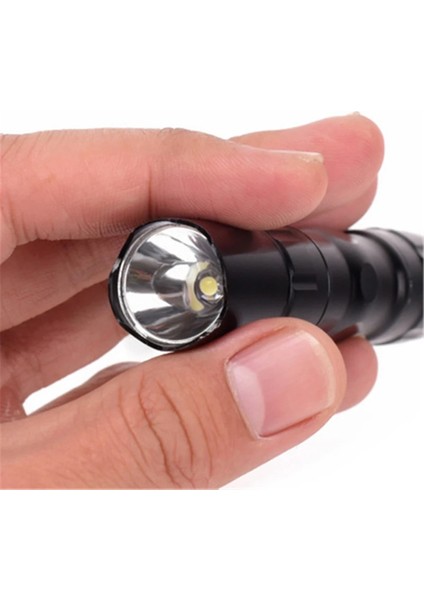 Mavi LED Mini El Feneri Ultra Parlak Torch Açık Havada Su Geçirmez Işık Taşınabilir Cep Fenerleri Yürüyüş Çekim Aa Pil Kullanın (Yurt Dışından)