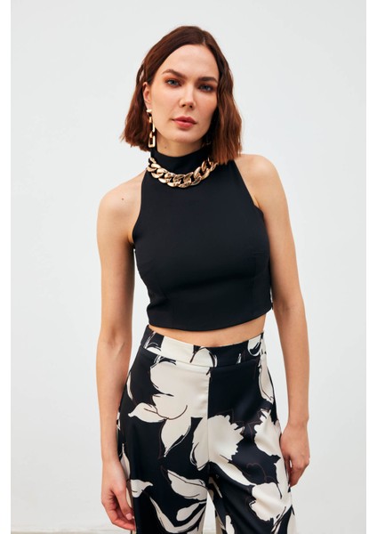 Zincir Aksesuarlı Crop Bluz - Siyah