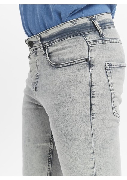 Erkek Slim Fit Jean Şort