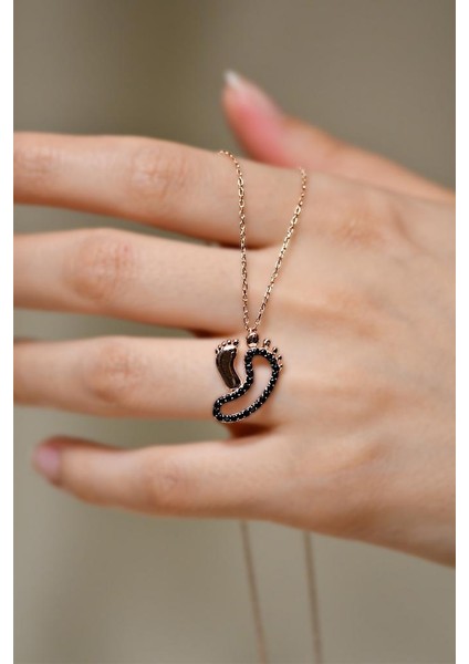 Oniks Taşlı Rose Anne Bebek Ayak Izi Gümüş Kolye fiyatları