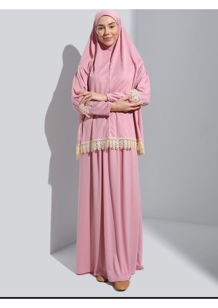 Iki Parça Etekli Kadın Namaz Elbisesi