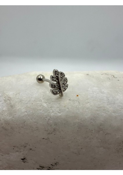 Yaprak Model Tragus Gümüş Küpe