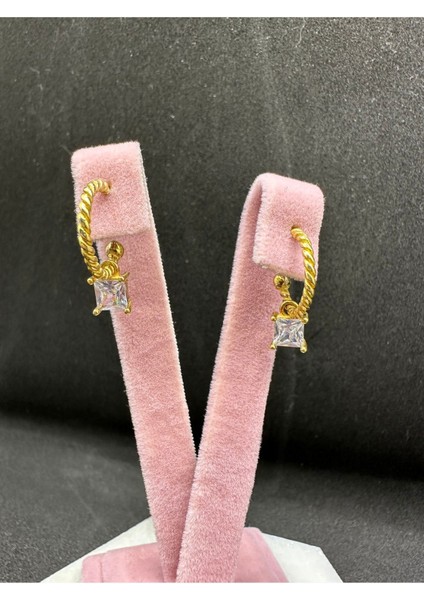 Sarı Renk Bagetli Burgu Gümüş Küpe