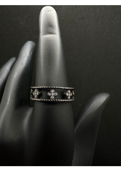 Gümüş Kadın Yoncalı Yüzük