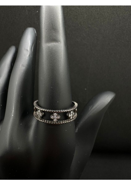 Gümüş Kadın Yoncalı Yüzük fiyatları