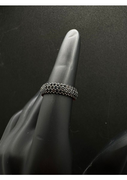 Üç Sıralı Siyah Taşlı Tamtur Gümüş Yüzük