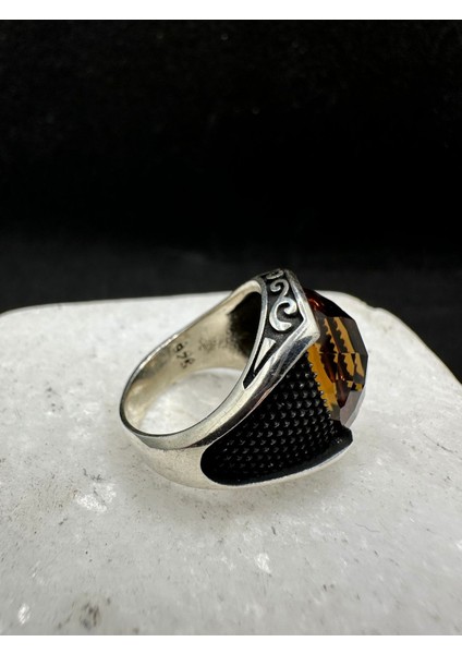 Zultanit Taşlı Siyah Işlemeli Gümüş Erkek Yüzük fiyatları