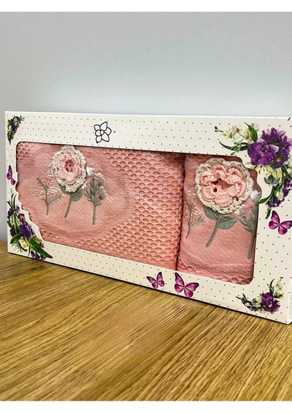 3d Çiçek Işlemeli Kutulu Çeyizlik 1 Adet 50 x 90 cm El Yüz Havlusu 1 Adet 30 x 50 cm Mutfak Havlu