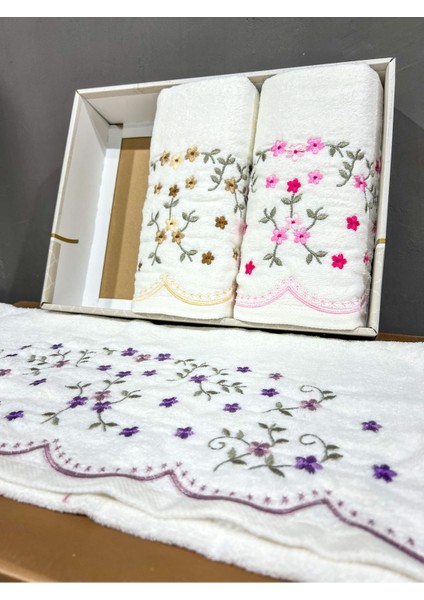 3'Lü Nakış Işlemeli Kutulu Çeyizlik 50 x 90 cm Kadife El Ve Yüz Havlusu