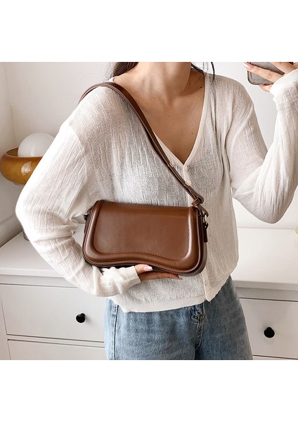 Kadınlar Için Üst Düzey Doku Niş Crossbody Çanta 2023 Yaz Yeni Stil Modaya Uygun ve Çok Yönlü Moda Tek Omuz Koltuk Altı Küçük Kare Çanta (Yurt Dışından)