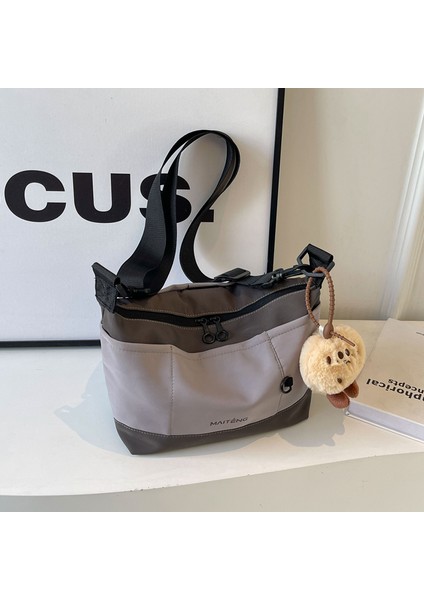 Hafif Çanta Kadın Yeni 2024 Naylon Kumaş Crossbody Küçük Çanta Ilkbahar ve Yaz Çok Yönlü Yabancı Stil Rahat Mektup Çantası (Yurt Dışından)