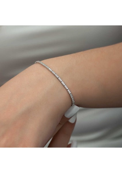 Gümüş Ince Su Yolu Bayan Bileklik fiyatları