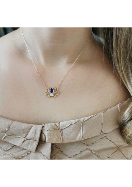 Safir Taşlı Altın Lotus Çiçeği Kolye fiyatları
