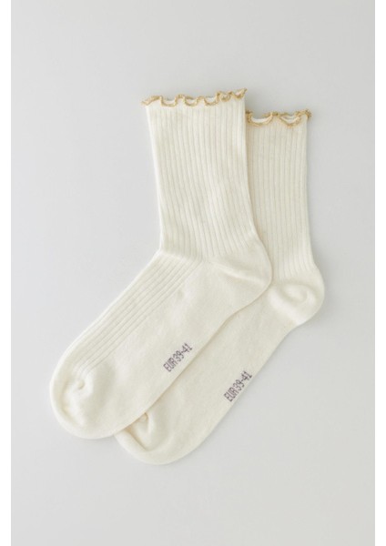 Kadın Ekru Renkli Bileği Fırfırlı Simli Kadın Soket Çorap modelleri