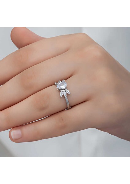 Gümüş Damla Zirkon Taşlı Kadın Yüzük fırsatları