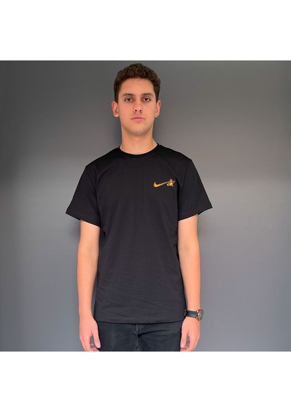 Charmander Baskılı Basic Tşhirt