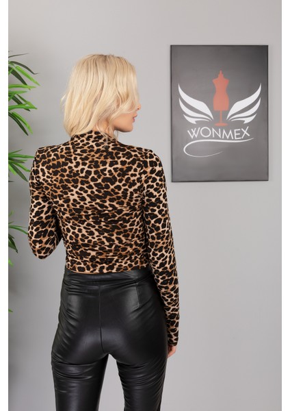 Ince Kumaş Yan Büzgü Detaylı Bluz fırsatları