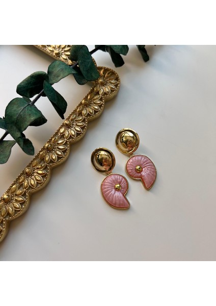 Gold Pembe Salyangoz Küpe