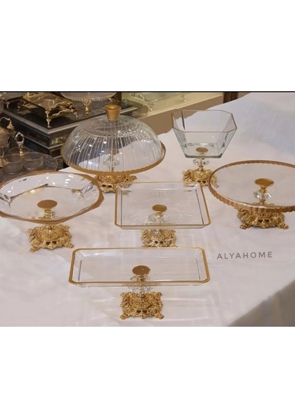 Döküm Ayaklı Yaldızlı Gold Sunum Seti