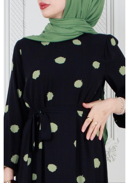 Puantiyeli Kuşaklı Tesettür Elbise-Haki fırsatları