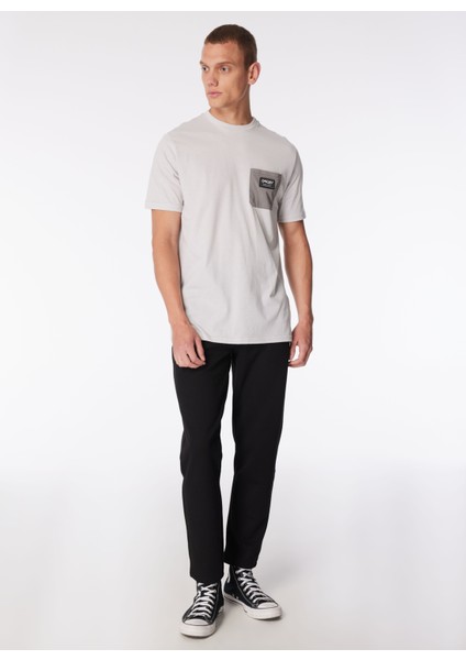 Gri Erkek Bisiklet Yaka Normal Kalıp T-Shirt FOA403729_CLASSIC B1B Pocket Tee