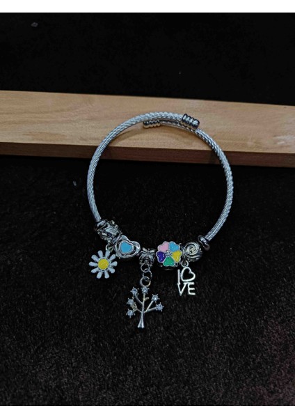 Pandora, Charmlı, (Love) Çiçekli Çelik Bileklik fiyatları