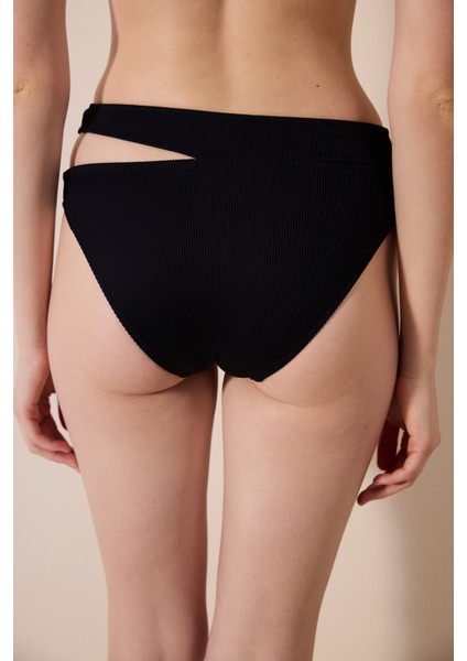 Brigett Cut Dokulu Siyah Bikini Altı
