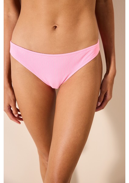 Ruth Slip Dokulu Açık Pembe Bikini Altı