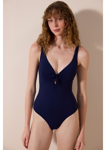 Martina Lacivert Mayo