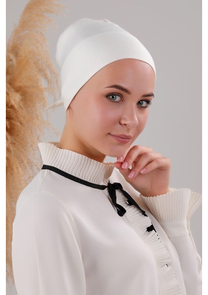 Tesettür Geçmeli Bağcıklı Viskon Likralı Bone Ekru fiyatları