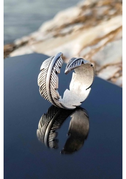 Tüy Yaprak Figürlü Ayarlanabilir Erkek-Kadın Yüzük